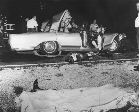 Jayne Mansfields Car Accident: Crash Photos, Details, And More。